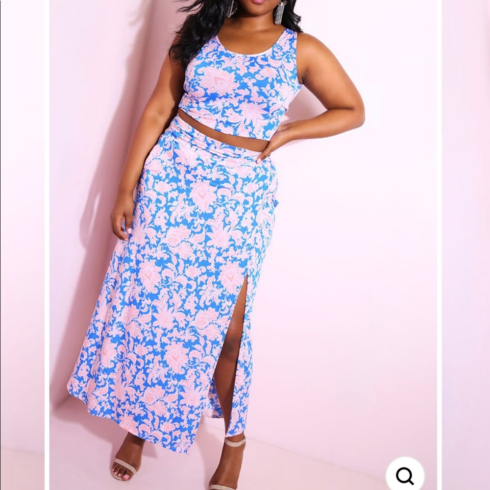 Rebdolls wrap skirt & matching crop halter